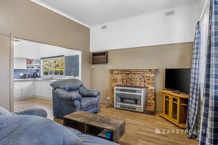 Fifth view of Homely house listing, 16 Higham Street, Maryborough VIC 3465
