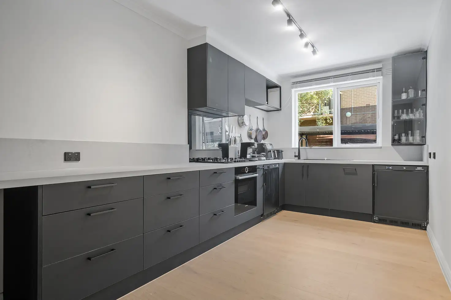 Main view of Homely apartment listing, 6/11 South Avenue, Bentleigh VIC 3204