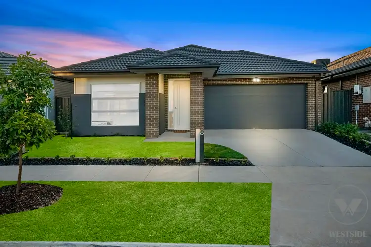 8 Alutu Road, Truganina VIC 3029