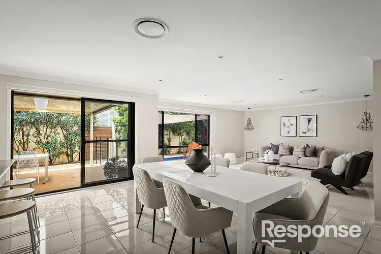 37 Rebellion Circuit, Beaumont Hills NSW 2155