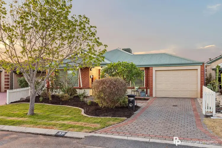 37 Midsummer Circle, Ellenbrook WA 6069