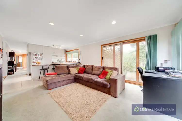 Fifth view of Homely house listing, 2 Mitre Crescent, Berwick VIC 3806