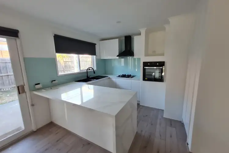 Fifth view of Homely unit listing, 1/9 Pembroke Crescent, Craigieburn VIC 3064