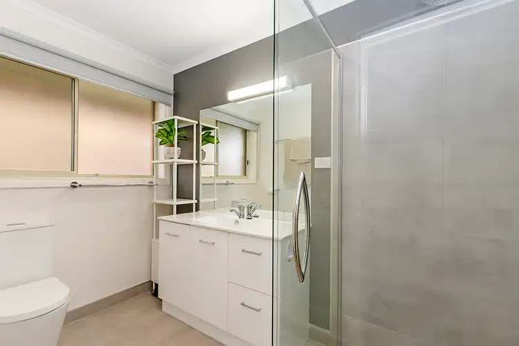 Seventh view of Homely unit listing, 4 Juliani Place, Portland VIC 3305