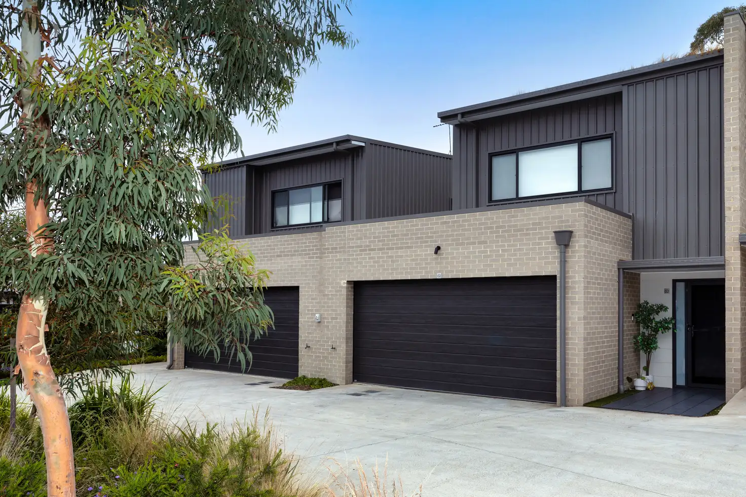 Main view of Homely townhouse listing, 2/45 Negus Crescent, Watson ACT 2602