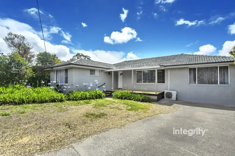 16 Hockey Street, Nowra NSW 2541