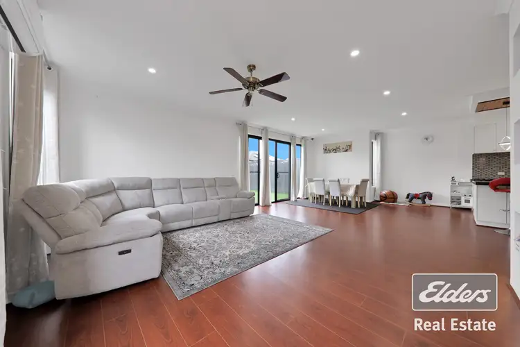 Fourth view of Homely house listing, 3 Bracknell Crescent, Strathtulloh VIC 3338