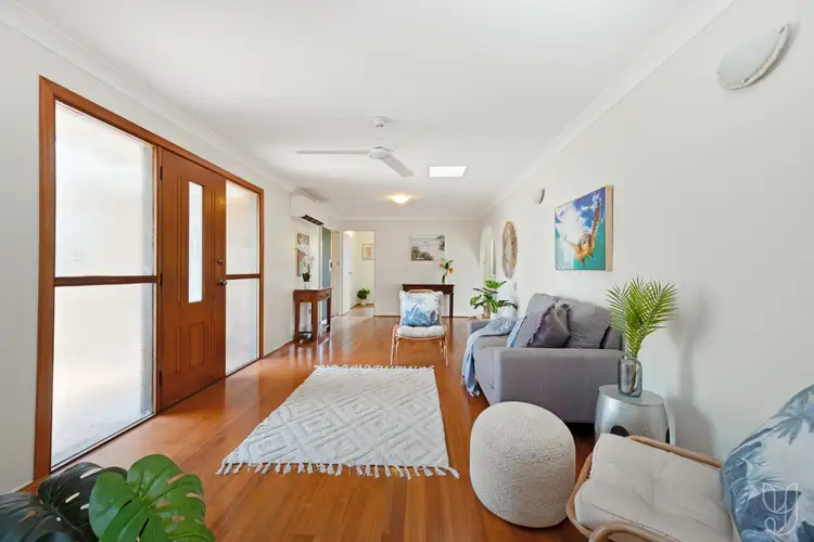 24 Hellas Street, Barlows Hill QLD 4703