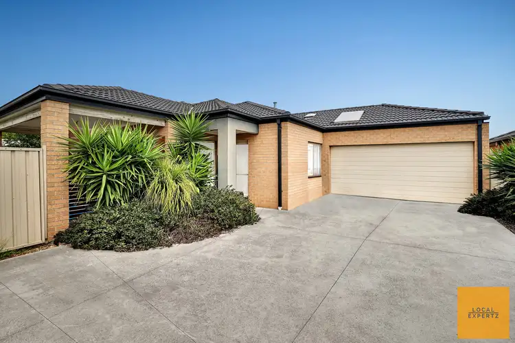 2/6 Borrowdale Road, Harkness VIC 3337