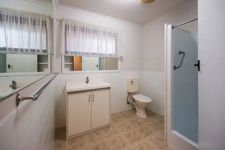 Sixth view of Homely unit listing, 4/14 Wimble Street, Castlemaine VIC 3450