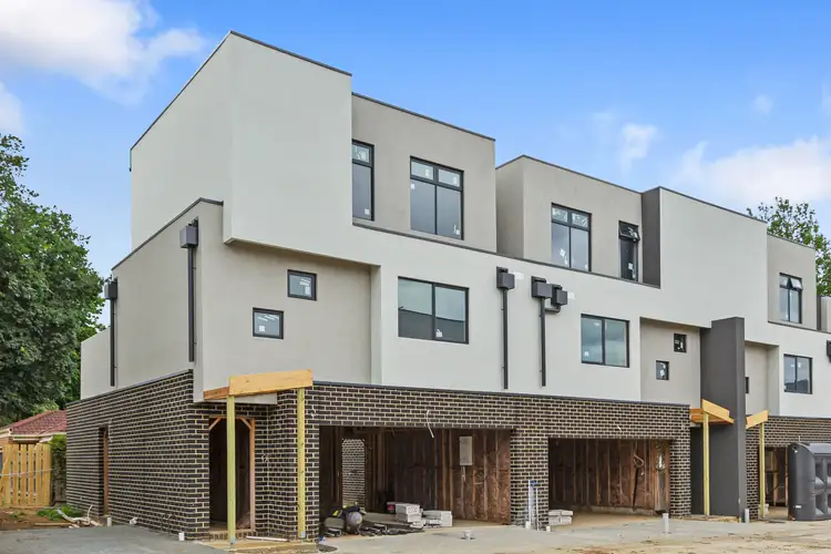 7/11 Pine Crescent, Boronia VIC 3155