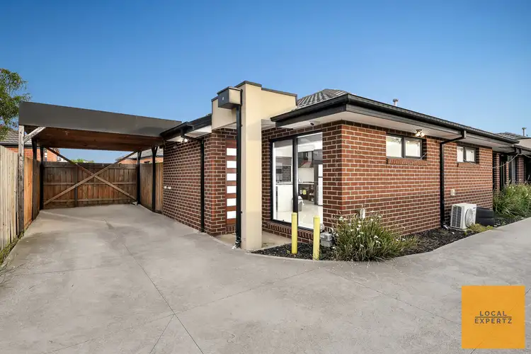 2/27 Ruth Street, St Albans VIC 3021