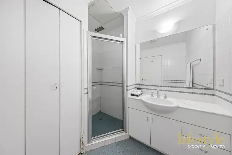Fifth view of Homely apartment listing, 22 Sir John Young Crescent, Woolloomooloo NSW 2011
