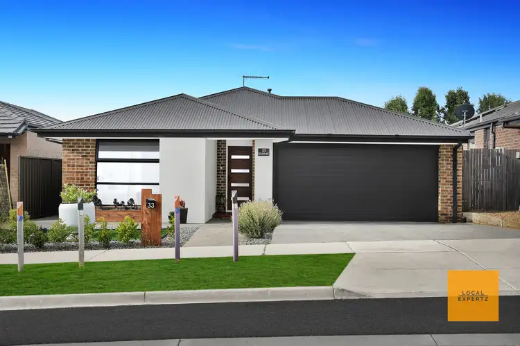 33 Coltan Avenue, Cobblebank VIC 3338
