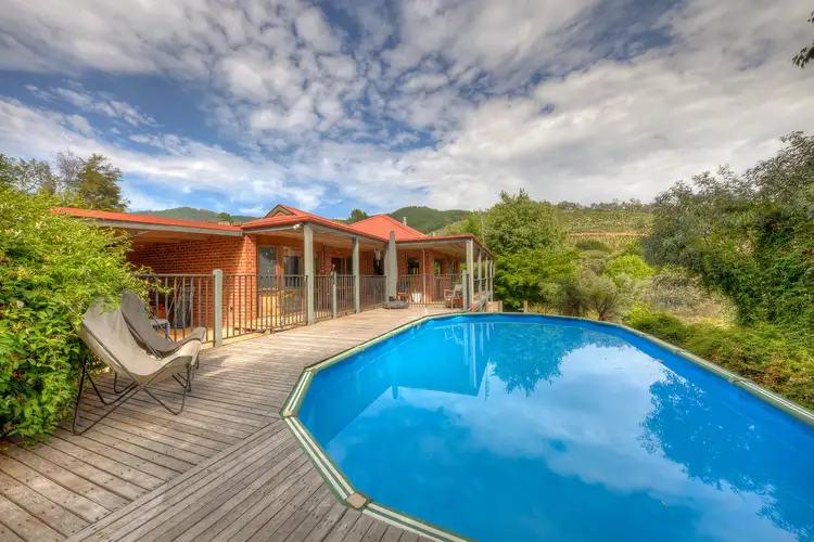 21 McFadyens Lane, Bright VIC 3741