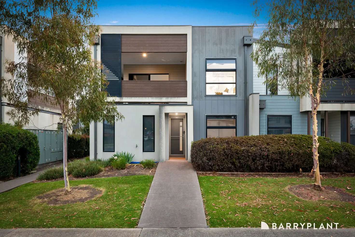Main view of Homely house listing, 39 Nugget Way, Cranbourne East VIC 3977