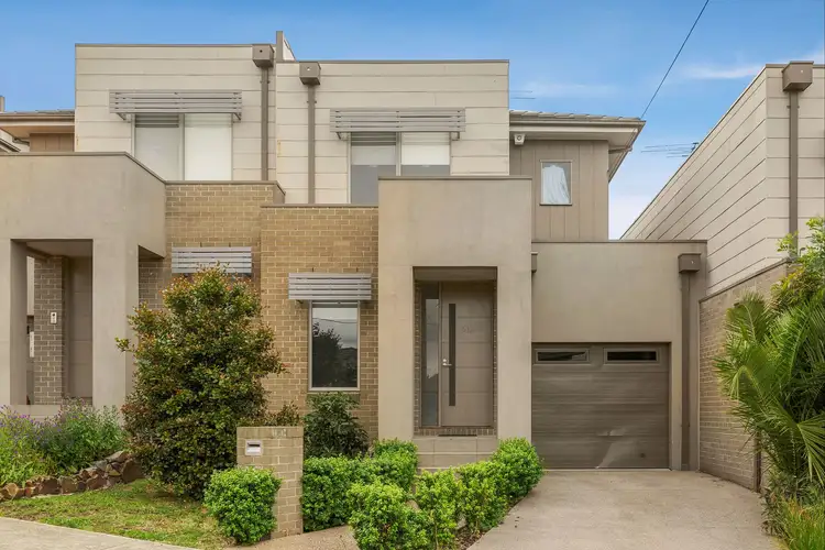 32 John Street, Oak Park VIC 3046