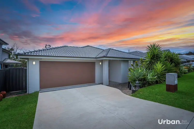 72 Figtree Boulevard, Wadalba NSW 2259