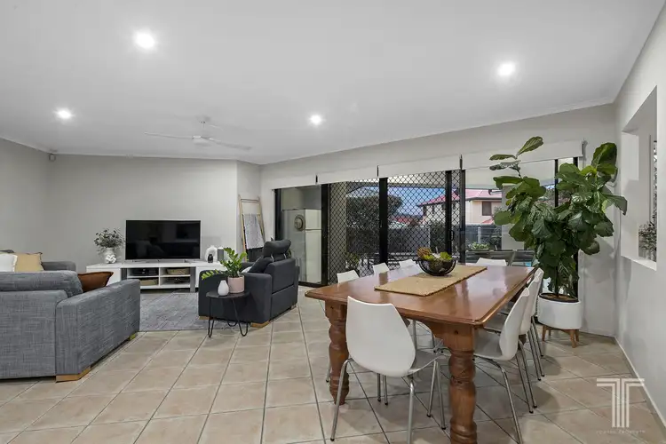 Sixth view of Homely house listing, 4 Sumner Place, Carindale QLD 4152