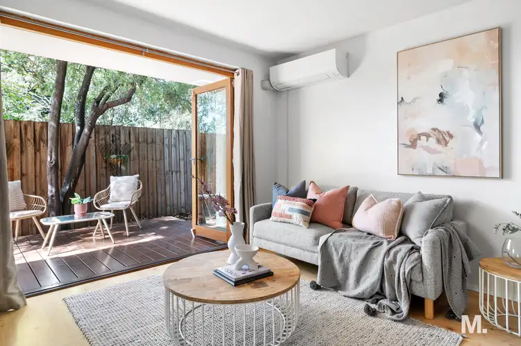 1/11-13 Farnham Court, Flemington VIC 3031