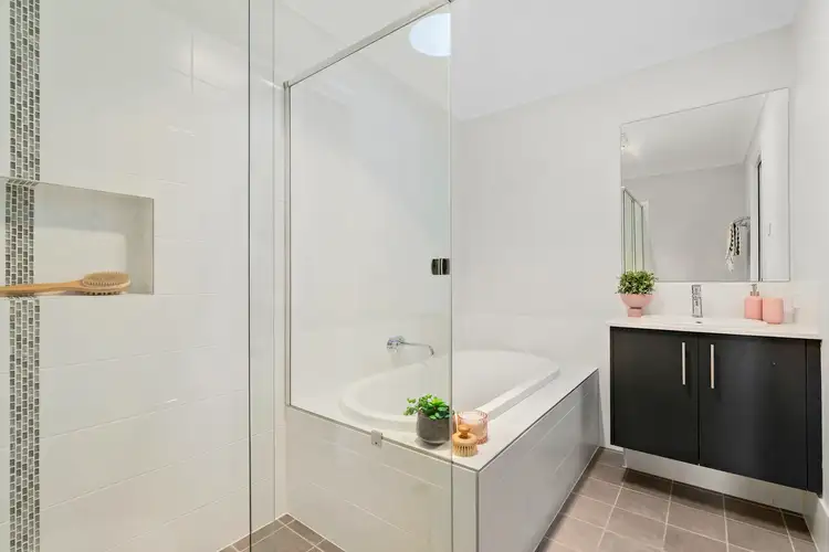 Sixth view of Homely house listing, 11 Private Circuit, Jordan Springs NSW 2747
