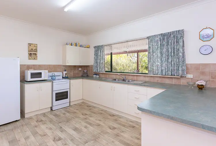 Seventh view of Homely house listing, 20 Fry Street Central, Williams WA 6391