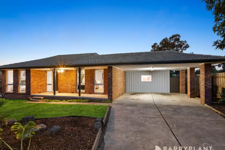 13 Riddell Road, Wantirna South VIC 3152