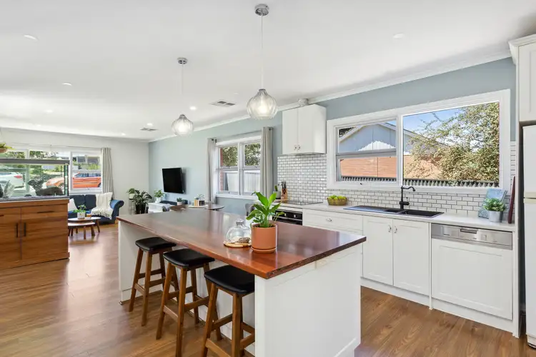 42 Elizabeth Road, Christie Downs SA 5164
