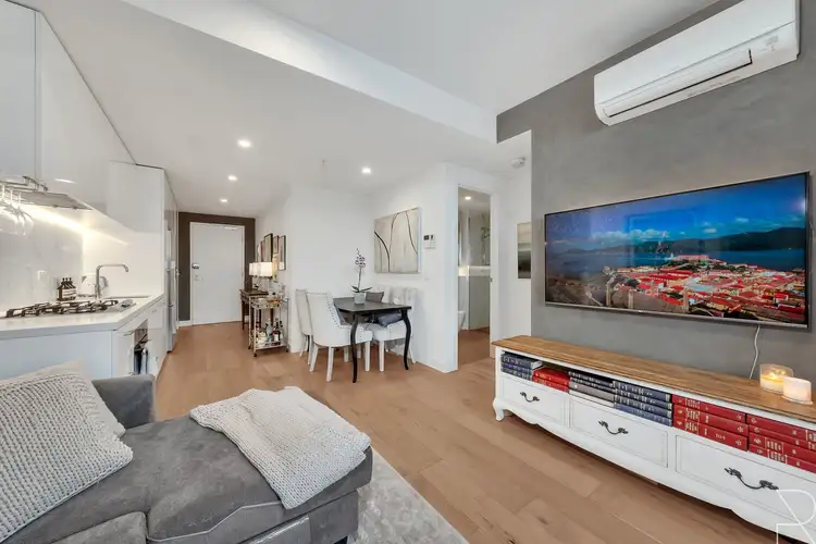 802/111 Canning Street, North Melbourne VIC 3051