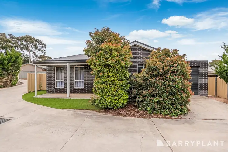 10/18A Emmett Street, Golden Square VIC 3555