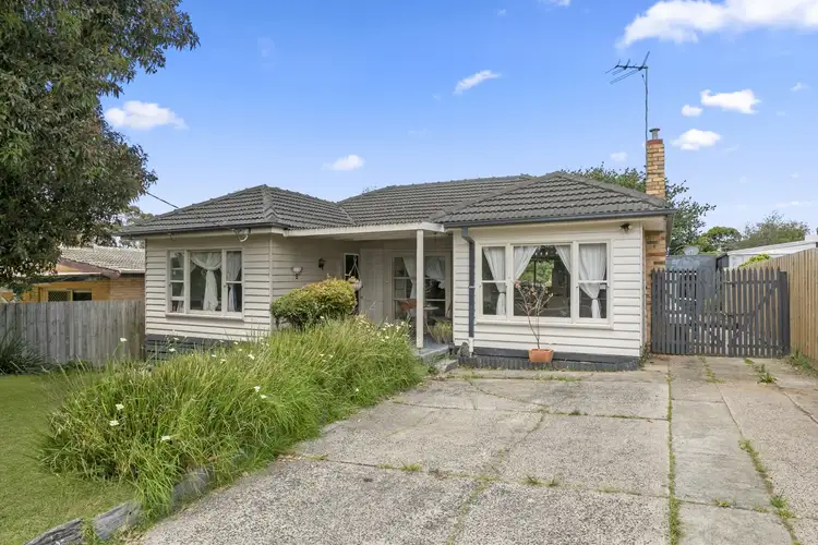 38 Charles Avenue, Springvale VIC 3171