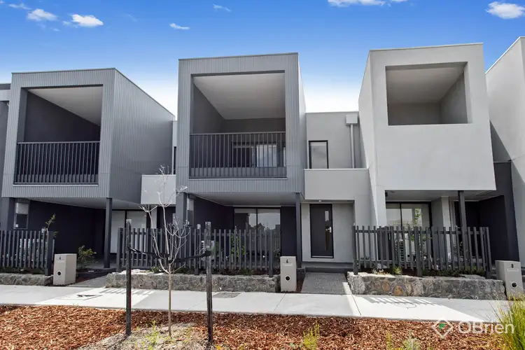 Main view of Homely townhouse listing, 6 Yukon Avenue, Cranbourne West VIC 3977
