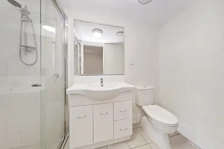 Sixth view of Homely unit listing, 4/125 Franz Road, Clayfield QLD 4011