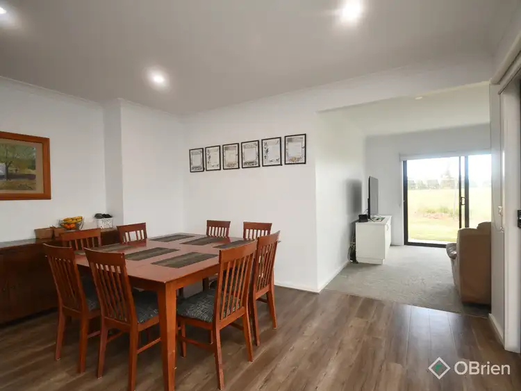 Fifth view of Homely house listing, 19 Kingfisher Road, Bairnsdale VIC 3875