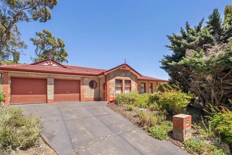 5 Brookside Walk, Aberfoyle Park SA 5159