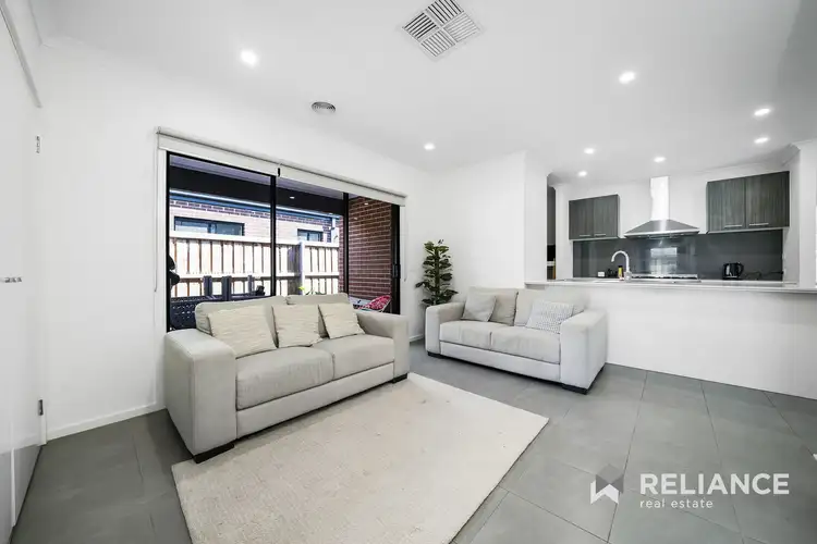 Fifth view of Homely house listing, 17 Crawley Rise, Werribee VIC 3030