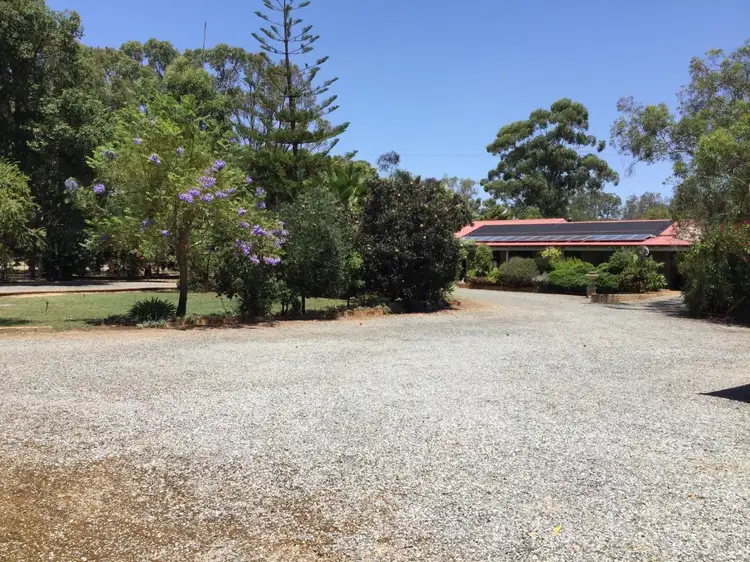 39 Old Dairy Court, Oakford WA 6121