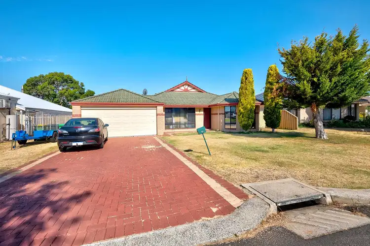 11 Wandoo Road, Dalyellup WA 6230