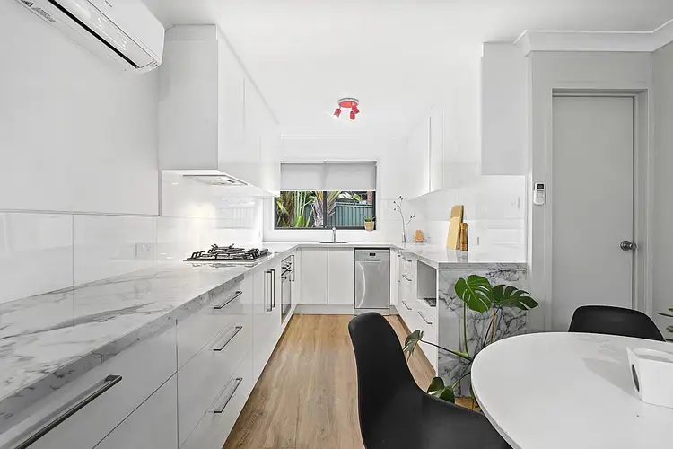 28/63-65 Davies Street, Kincumber NSW 2251