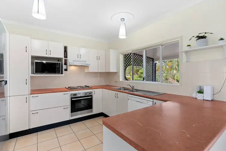 Sixth view of Homely house listing, 4 McFarlane Drive, Kanimbla QLD 4870