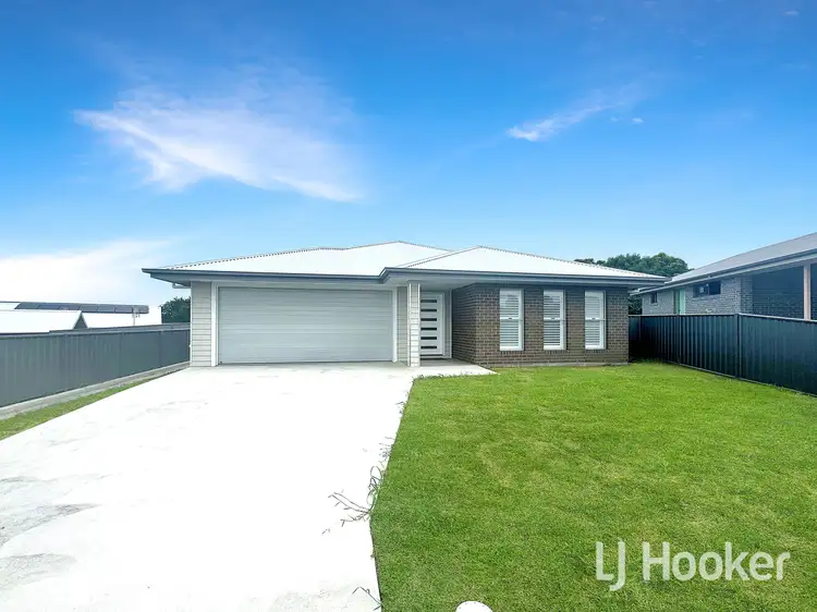 Main view of Homely house listing, 4 Parkland Close, Inverell NSW 2360