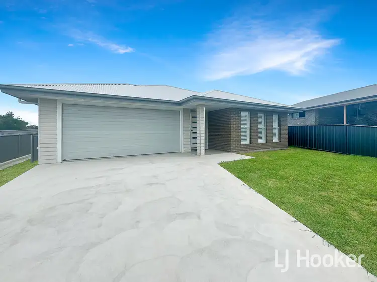 Second view of Homely house listing, 4 Parkland Close, Inverell NSW 2360