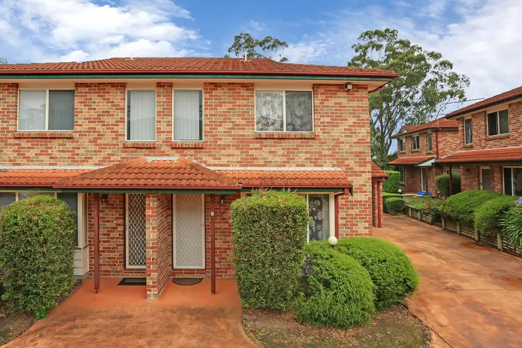 7/4 Obi Lane, Toongabbie NSW 2146