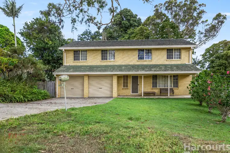7 Lindsay Place