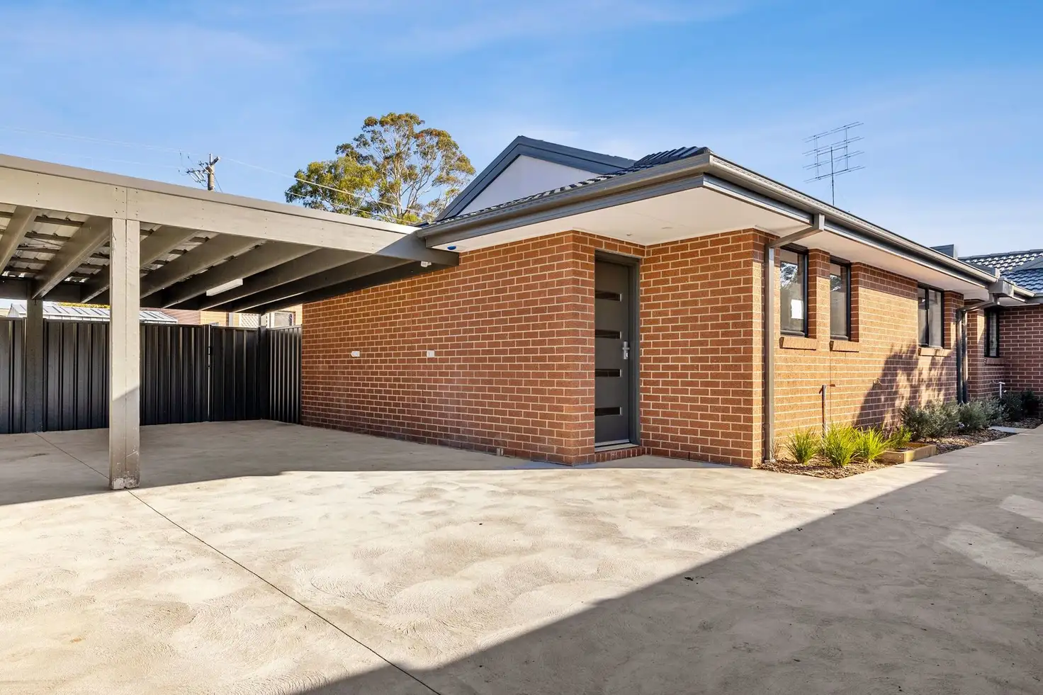 Main view of Homely unit listing, 2/38 Beverin Street, Sebastopol VIC 3356