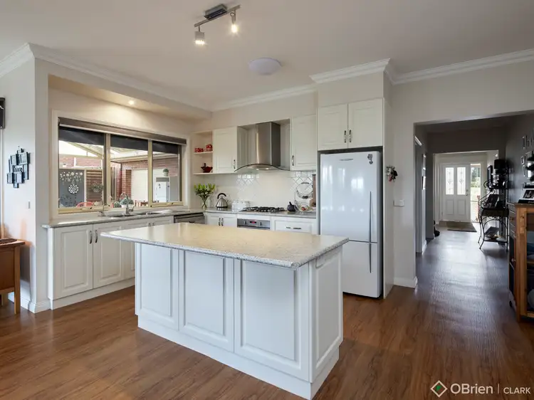 Sixth view of Homely house listing, 4 Mayfair Drive, Drouin VIC 3818