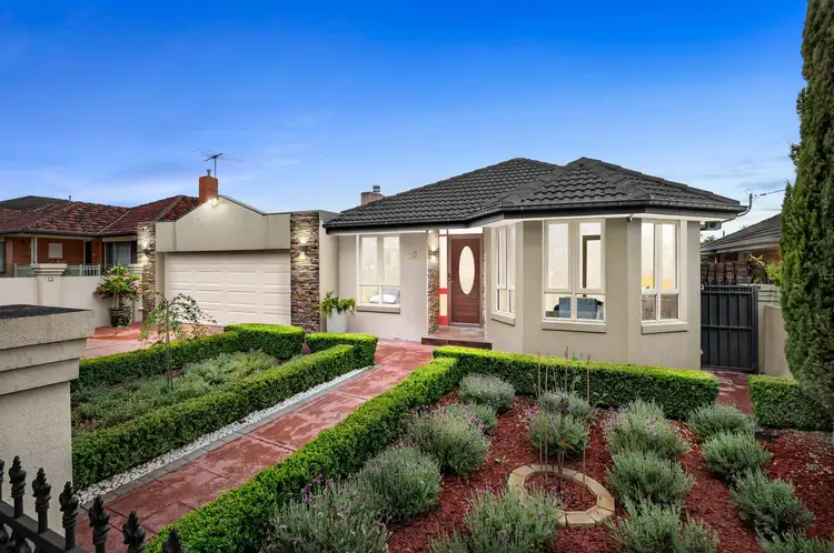 29 The Fairway, Kingsbury VIC 3083