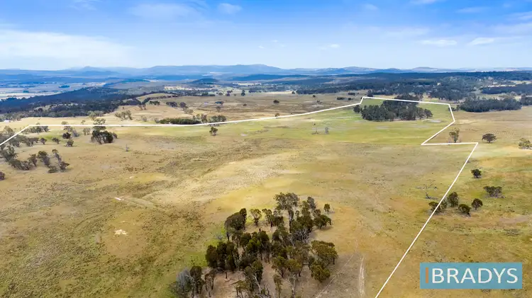 138 Bobbaduck Close, Mount Fairy NSW 2580