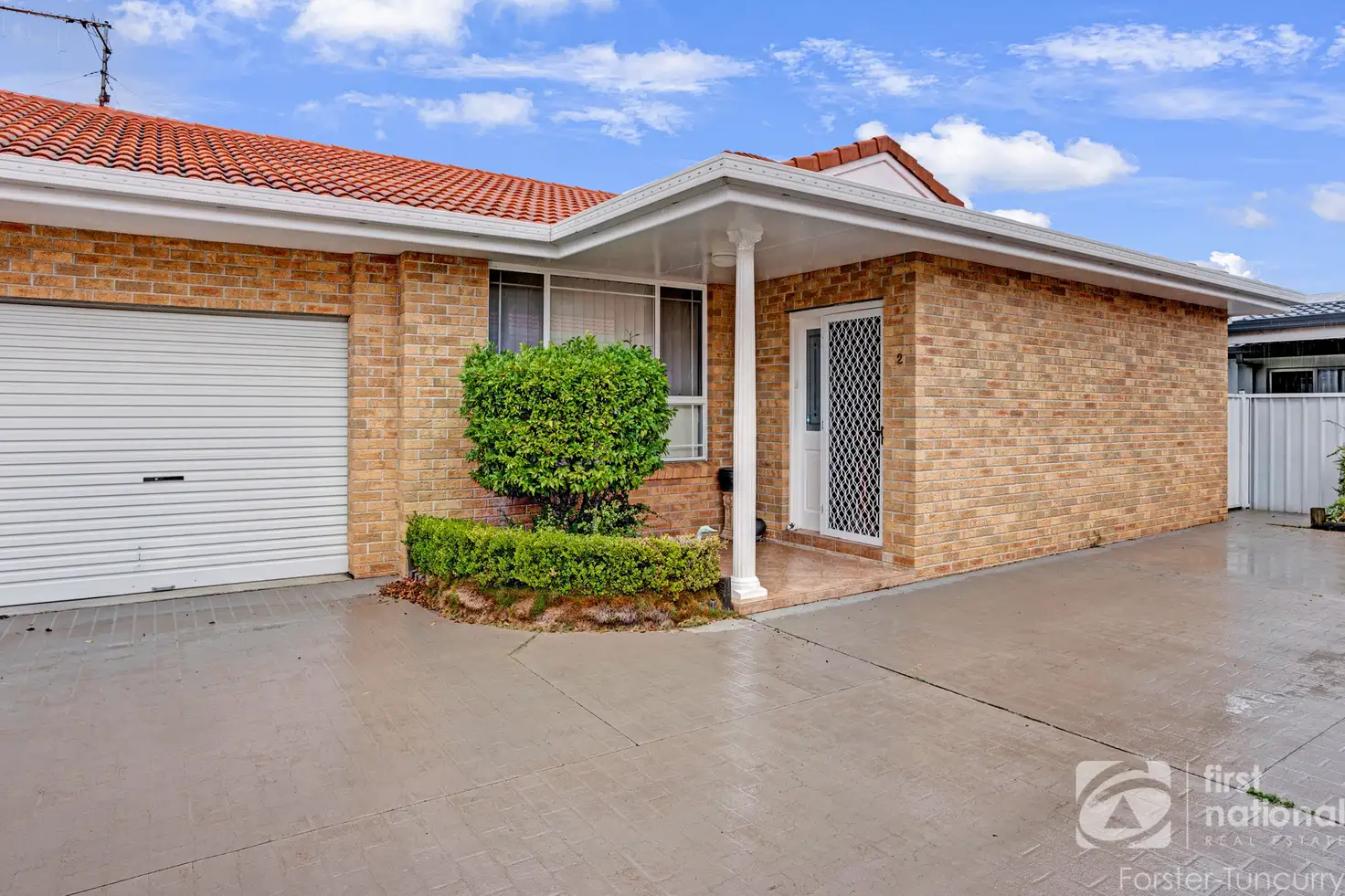 Main view of Homely villa listing, 2/76-78 South Street, Tuncurry NSW 2428