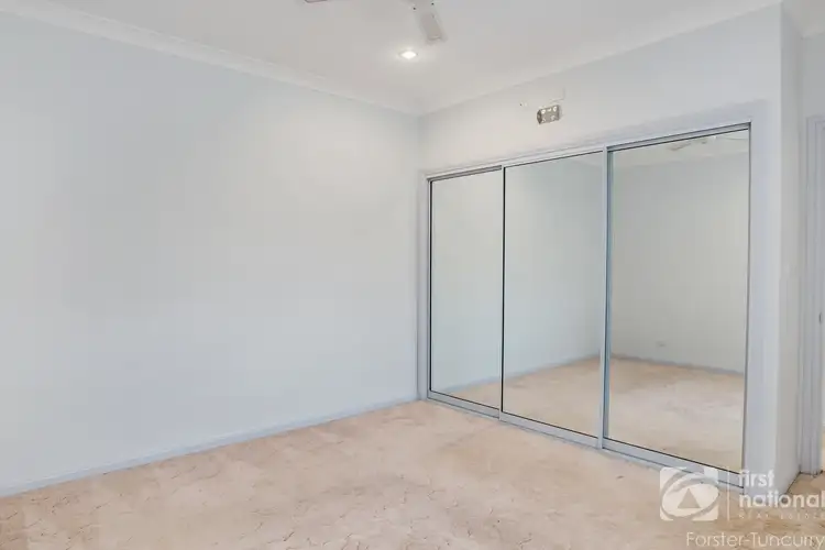 Sixth view of Homely villa listing, 2/76-78 South Street, Tuncurry NSW 2428